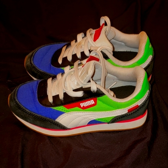 Puma - Picture 2 of 4